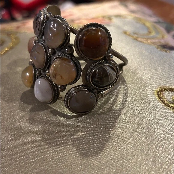 Vintage silver and stone cuff bracelet - Picture 4 of 4